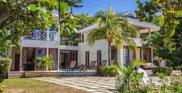 Hospitality Expert Little Waters Villa نيغريل المظهر الخارجي الصورة