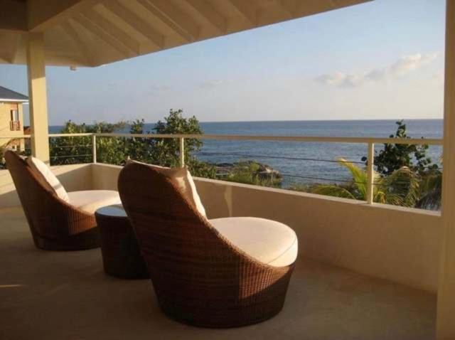 Hospitality Expert Little Waters Villa نيغريل المظهر الخارجي الصورة