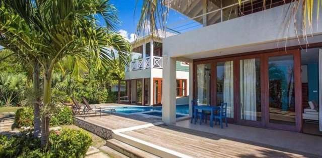 Hospitality Expert Little Waters Villa نيغريل المظهر الخارجي الصورة